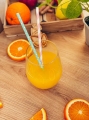 W spółce z naturą lemoniada 100% mango pomarańcza cytryna - sok w szklance