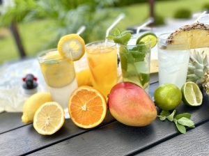 W spółce z naturą lemoniada cytrynowa - sok w szklance