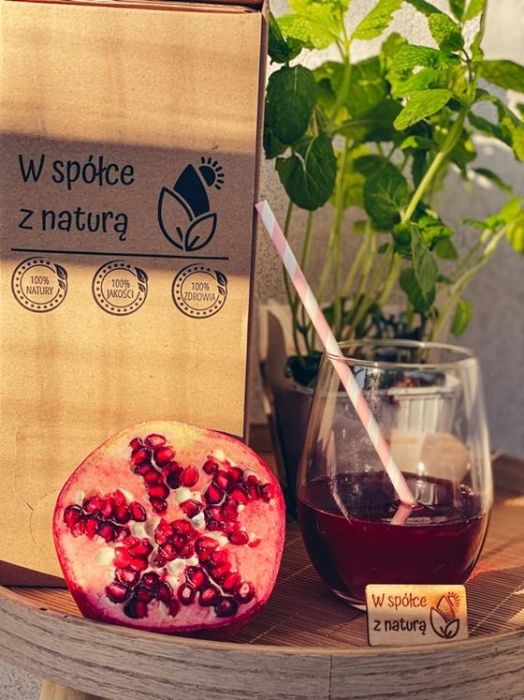 W spółce z naturą Sok tłoczony z Granatów 100% - sok w szklance